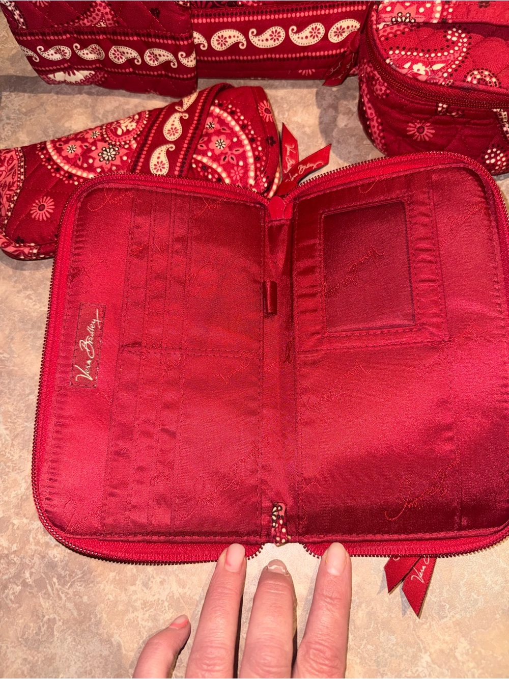 Vera Bradley Red Paisley Quilted Shoulder Bag Set - Picture 3 of 5